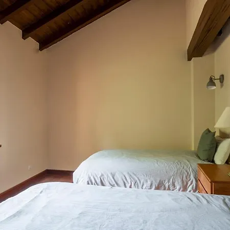 Chalet Casa El Roble Guemes