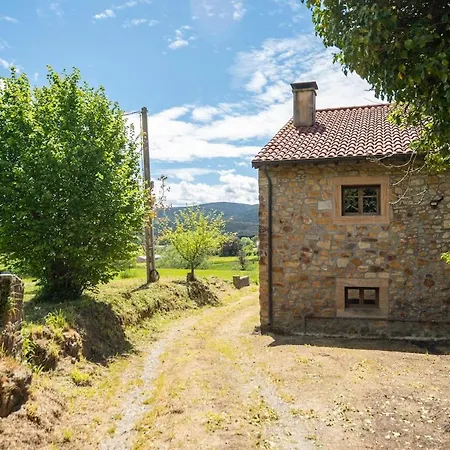 Casa El Roble * Guemes