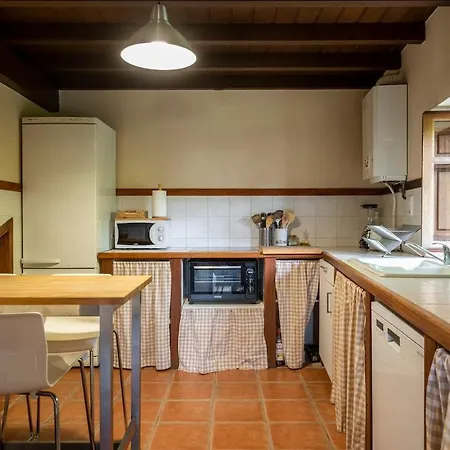 Casa El Roble * Guemes