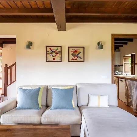 Chalet Casa El Roble Guemes